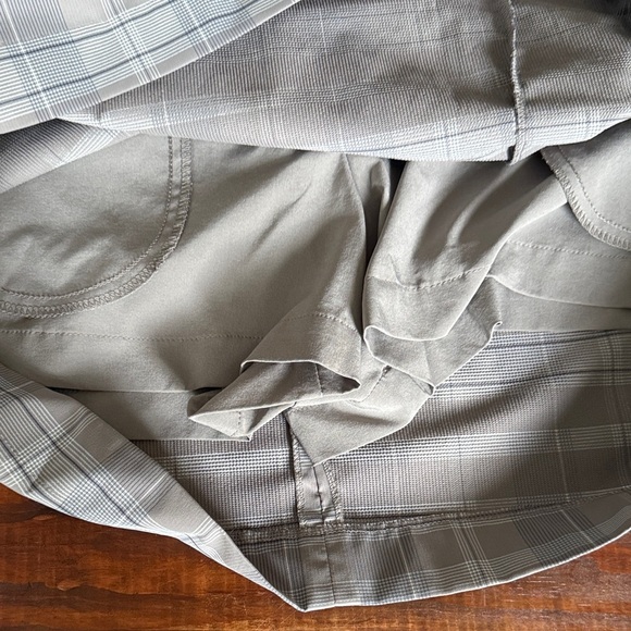 Nike Golf Plaid Mini Skirt Skort Gray Size Small - Picture 3 of 7